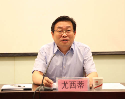 新班子上任一個(gè)月，看他們都忙了些啥？