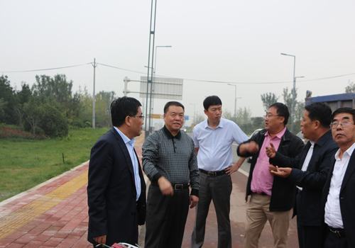 陜煤集團總經(jīng)理助理、建設(shè)集團聯(lián)合黨委書記、董事長寧興剛節(jié)日期間深入寶雞分公司施工現(xiàn)場視察慰問