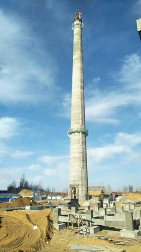 銅煤公司第十一項目部承建的曹家灘礦井鍋爐房煙囪工程順利封頂