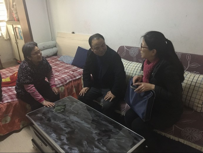 礦建三公司組織開展困難職工慰問工作