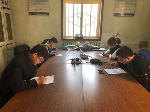  銅煤公司組織開(kāi)展學(xué)習(xí)貫徹建設(shè)集團(tuán)管理制度及上級(jí)重要會(huì)議精神書面答題活動(dòng)