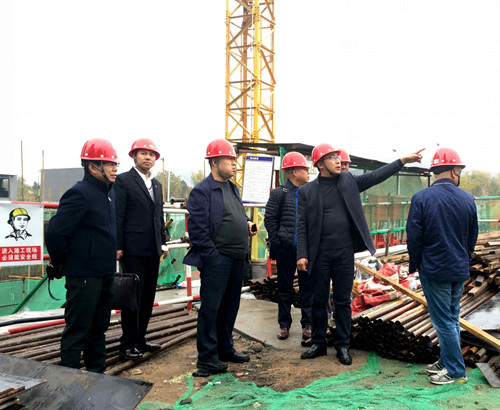 王寧深入神南華府現(xiàn)場(chǎng)辦公 解決問(wèn)題推動(dòng)工作