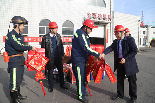 陜煤建設(shè)機(jī)電安裝公司：除夕，我和你一起在施工現(xiàn)場
