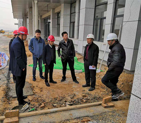 銅川公路管理局副局長(zhǎng)師延強(qiáng)深入川耀施工現(xiàn)場(chǎng)檢查指導(dǎo)工作