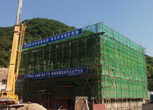 陜煤建設銅川公司冶坪煤礦瓦斯抽采泵站配電室工程主體結(jié)構(gòu)順利封頂
