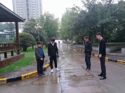 陜煤建設(shè)銅煤公司小雨當(dāng)大汛全力落實雨季“三防”工作