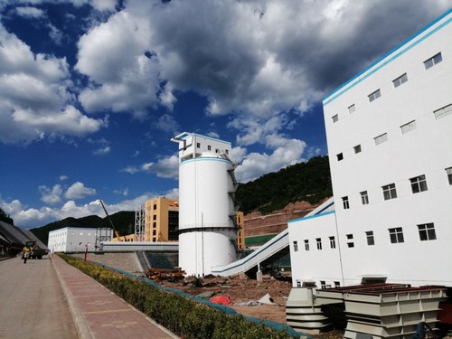 陜煤建設(shè)銅川分公司第二項(xiàng)目部浴室燈房聯(lián)建等11個(gè)單位工程通過竣工驗(yàn)收