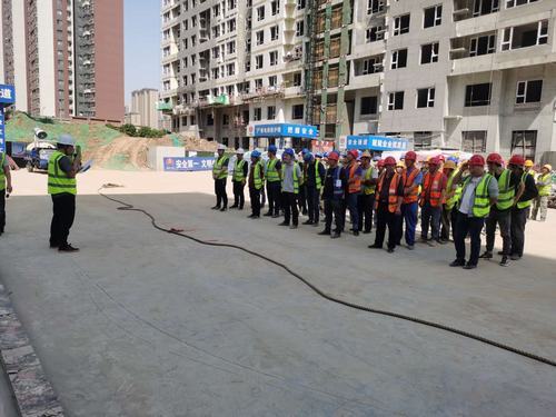 陜煤建設(shè)銅煤公司第十五項(xiàng)目部舉辦“迎五一、抓安全、保質(zhì)量、趕進(jìn)度”趣味活動(dòng)