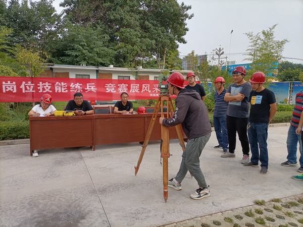 陜煤建設(shè)渭南分公司第五項目部“崗位技能練兵，競賽展風(fēng)采”促專業(yè)能力大提升