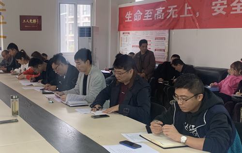 陜煤建設(shè)銅煤公司第二十三項(xiàng)目部黨支部牢固思想信念，夯實(shí)黨建根基