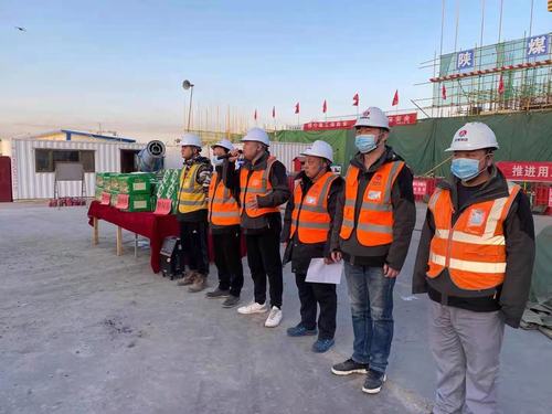 陜煤建設(shè)銅煤公司第十六項(xiàng)目部春節(jié)慰問過新年，濃濃關(guān)愛暖人心