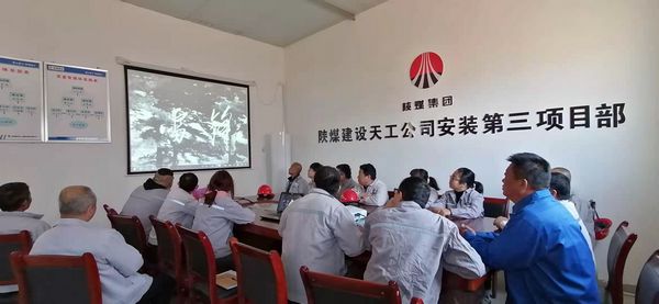 陜煤建設(shè)天工公司安裝三部開展“學(xué)雷鋒英雄事跡，踐行雷鋒精神活動(dòng)”