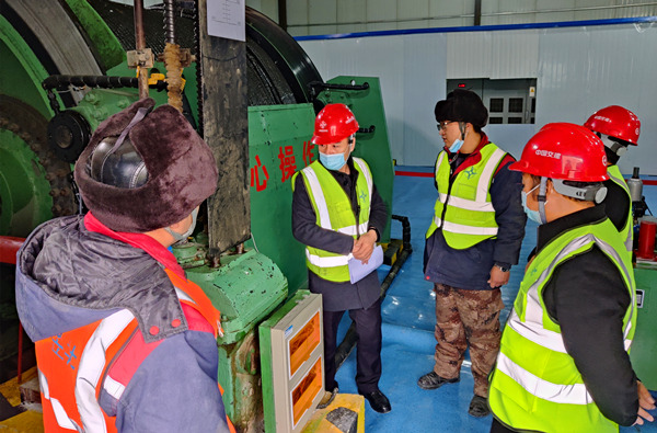 陜煤建設(shè)礦建三公司對天山項目進(jìn)行開工驗收