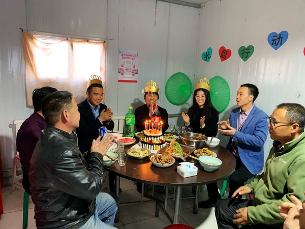 陜煤建設(shè)澄合分公司第十二項(xiàng)目部為職工舉辦生日PARTY情暖人心