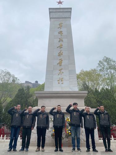 陜煤建設(shè)銅煤公司第十六項(xiàng)目部黨支部開(kāi)展“解讀紅色記憶，汲取紅色力量，勇?lián)鷷r(shí)代使命”主題黨日活動(dòng)
