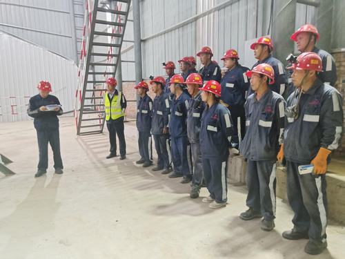 陜煤建設(shè)洗選煤運營公司銅川制沙運營項目部以學(xué)促用強本領(lǐng)、促生產(chǎn)、保安全