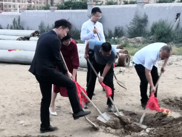 陜煤建設(shè)天工公司中潤(rùn)府項(xiàng)目成功舉行開(kāi)工奠基儀式