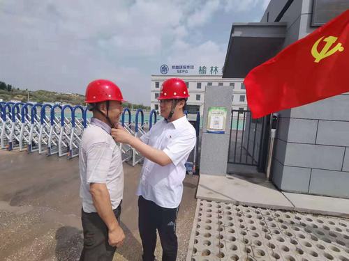 陜煤建設(shè)銅煤公司第五項目部開展“黨旗飄揚在一線 我為安全做貢獻(xiàn)”主題活動