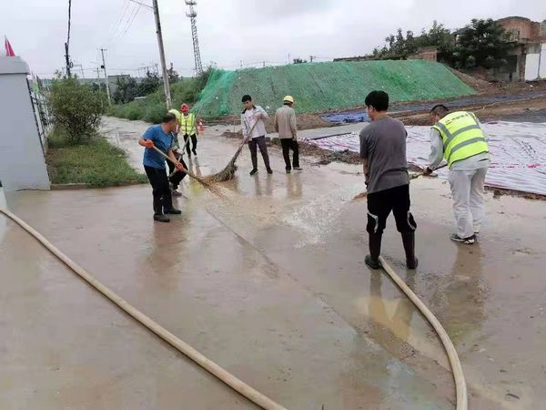 陜煤建設(shè)天工公司渭陽佳苑項目“雨季三防”有妙招，未雨綢繆早預(yù)防