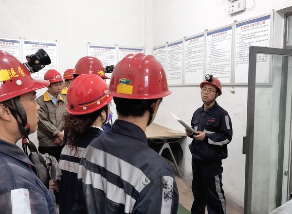 陜煤建設(shè)洗選煤運(yùn)營公司檸條塔運(yùn)營項目部：電工“小課堂”開課了