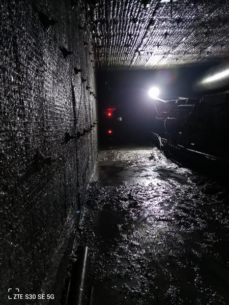 陜煤建設(shè)煤礦運(yùn)營(yíng)服務(wù)公司：牛！快掘隊(duì)又破紀(jì)錄了