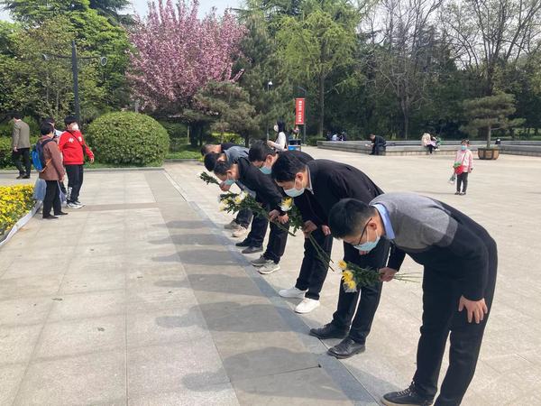 陜煤建設銅煤公司：緬懷英烈，清明節(jié)我們這樣過