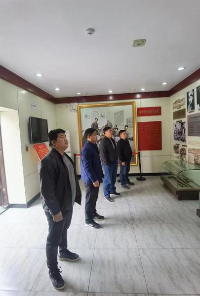 陜煤建設(shè)礦建二公司車村項目部黨支部赴瓦窯堡革命舊址學習