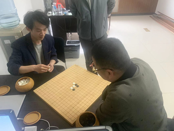 陜煤建設(shè)咸陽分公司第二項(xiàng)目部：喜迎“五一”勞動節(jié)，生產(chǎn)娛樂“兩不誤”