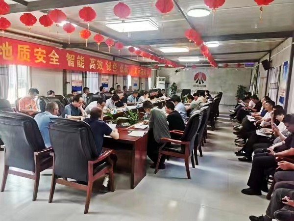 陜煤建設(shè)澄合分公司承建的西卓煤礦北翼總回風、北翼回風、措施巷管路安裝工程順利通過竣工驗收