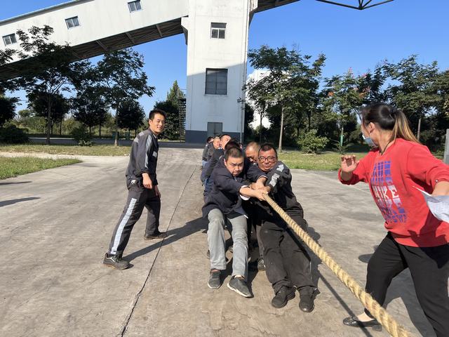 心的凝聚，力的較量