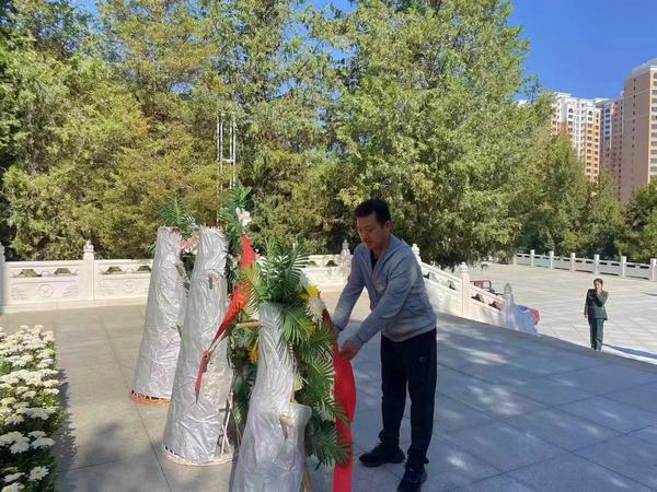 陜煤建設(shè)銅煤公司基層項(xiàng)目部開(kāi)展“緬懷革命先烈 弘揚(yáng)烈士精神”主題活動(dòng)