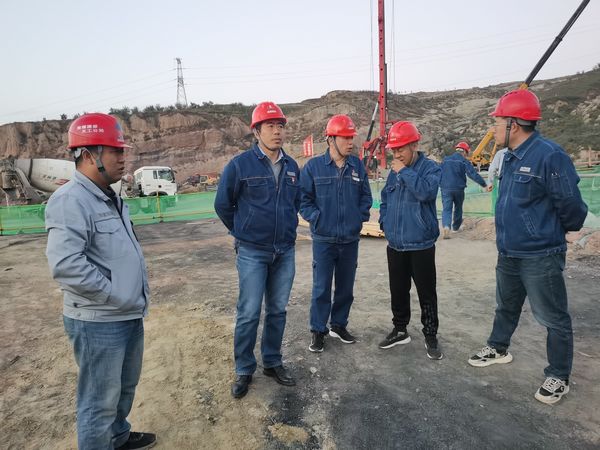 陜西新元潔能有限公司董事長、總經理范建林蒞臨陜煤建設天工公司檢查指導工作