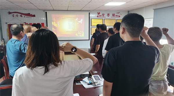 陜煤建設(shè)漢中分公司第五項(xiàng)目部：“軟硬”兼施防火災(zāi)，夏季安全記心間