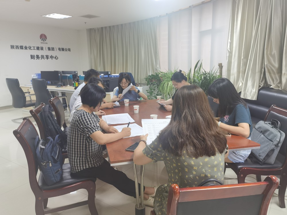 陜煤集團(tuán)資金管理專項工作檢查組到陜煤建設(shè)檢查指導(dǎo)工作