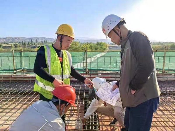 陜煤建設(shè)新疆第一項(xiàng)目部：凝心聚力趕工期，追趕超越“拼”成效