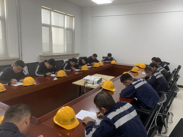 陜煤建設(shè)洗選煤運營公司神渭首端運營項目部：多措并舉保生產(chǎn)，齊抓共管守安全