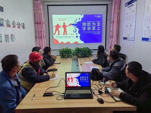 陜煤建設(shè)內(nèi)蒙古分公司筑牢安全防線，團(tuán)員和青年在行動