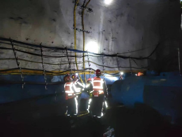 陜煤建設(shè)機(jī)電安裝公司神府項(xiàng)目部：過年不停歇，打響2024年工程“開門紅”