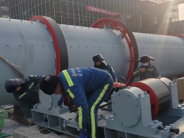 陜煤建設(shè)機(jī)電安裝公司涼水井項目部多措并舉穩(wěn)生產(chǎn)、抓安全、促發(fā)展