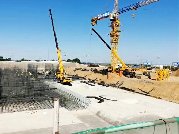 陜煤建設(shè)渭南分公司第十二項目部把握當(dāng)“夏”大干快上正當(dāng)時