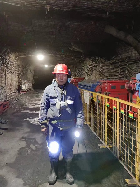 陜煤建設煤礦運營服務分公司：國慶佳節(jié)  安全生產有“我”在