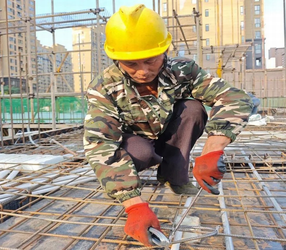 立冬，建筑工人的堅(jiān)守