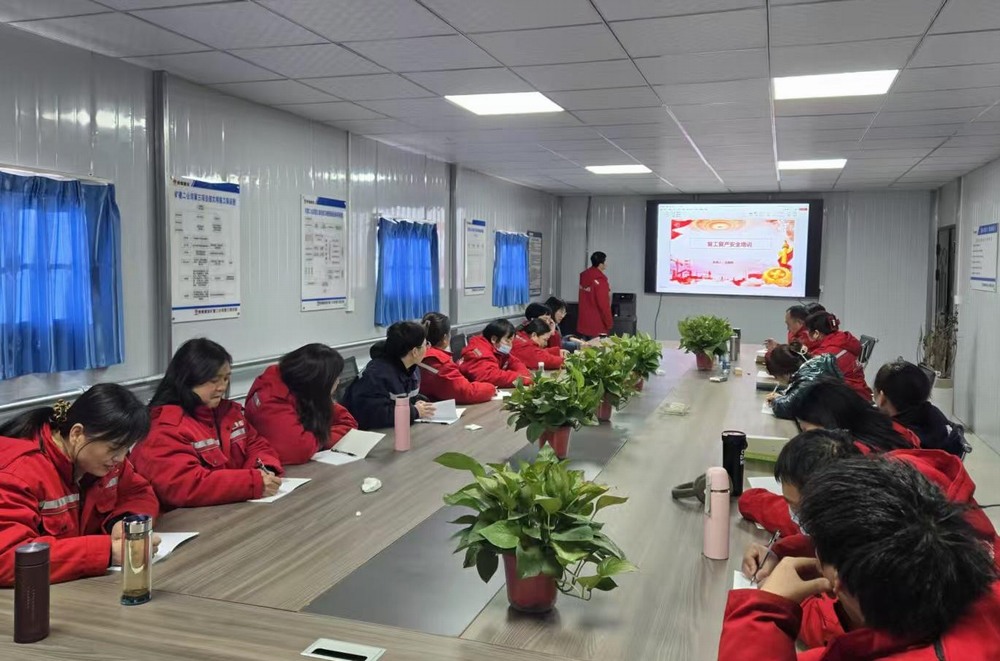 陜煤建設(shè)礦建二公司：重拳出擊，嚴(yán)把“安全關(guān)”