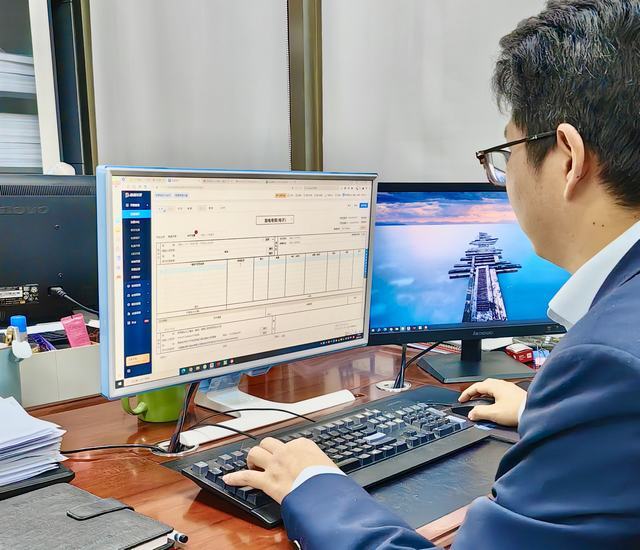 陜煤建設(shè)市場開發(fā)分公司率先啟用掃碼開票系統(tǒng)，開啟智能開票服務(wù)新時(shí)代