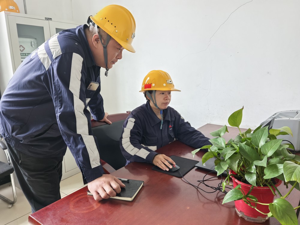 陜煤建設(shè)洗選煤運(yùn)營(yíng)公司：“煤”好堅(jiān)守  為愛同行