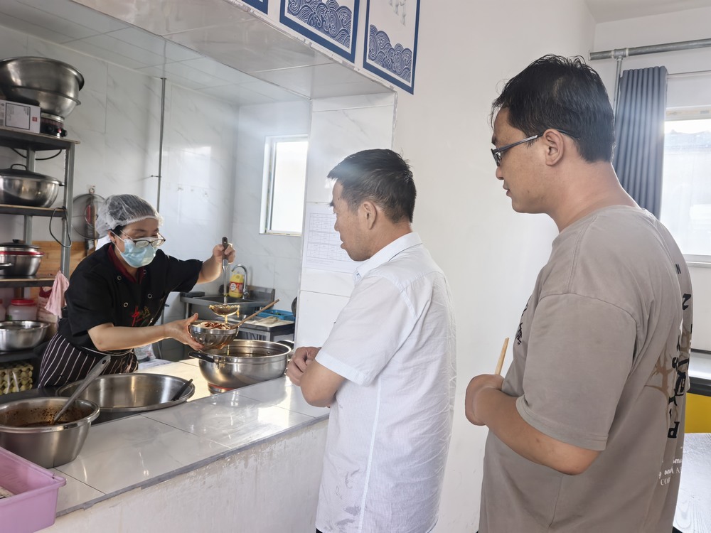 陜煤建設(shè)洗選煤運(yùn)營公司第五項(xiàng)目部：“兩堂一舍”煥新 筑牢幸福生產(chǎn)力