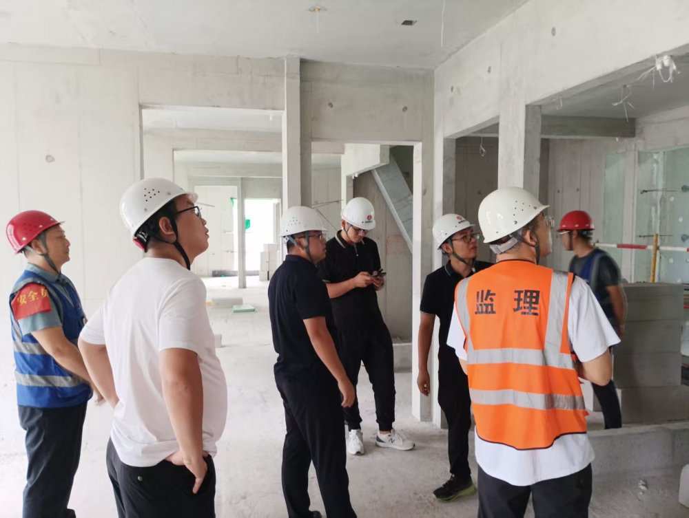 捷報！陜煤建設(shè)直屬第六項目部承建構(gòu)件廠集中安置地項目順利通過主體驗(yàn)收