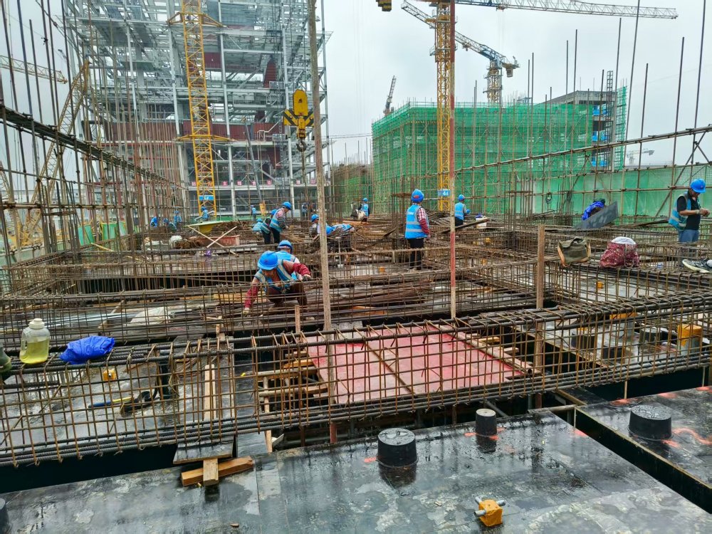 陜煤建設(shè)韓城分公司土建四項(xiàng)目部：雙節(jié)攻堅(jiān)奏強(qiáng)音，項(xiàng)目建設(shè)破浪行