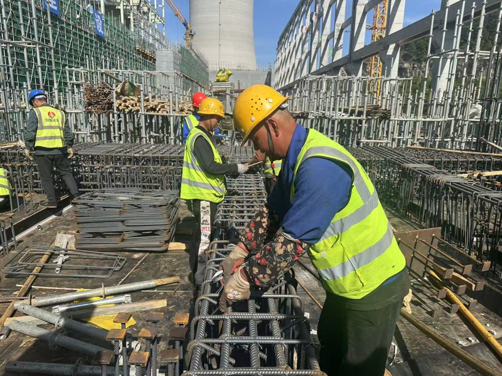 陜煤建設(shè)黃陵電廠項(xiàng)目：以班組為基，筑牢工程建設(shè)“質(zhì)量安全防線”