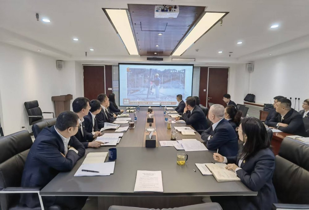 陜煤建設(shè)綠宇公司：冬施“攻堅(jiān)戰(zhàn)”全面開(kāi)啟 筑牢嚴(yán)寒施工防線